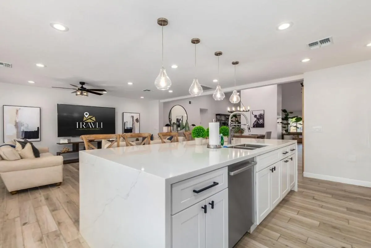 Larkspur Family Estate With Heated Pool & Gameroom 斯科茨 美国